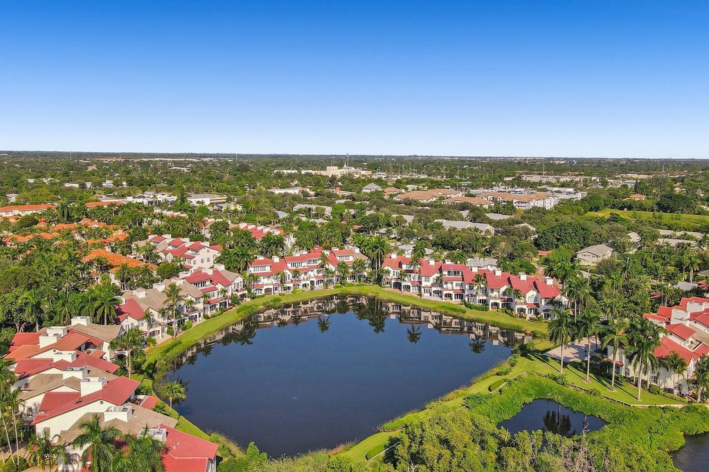 Photo of 1584 Estuary Trail, Delray Beach, FL 33483 (MLS # R10913100)