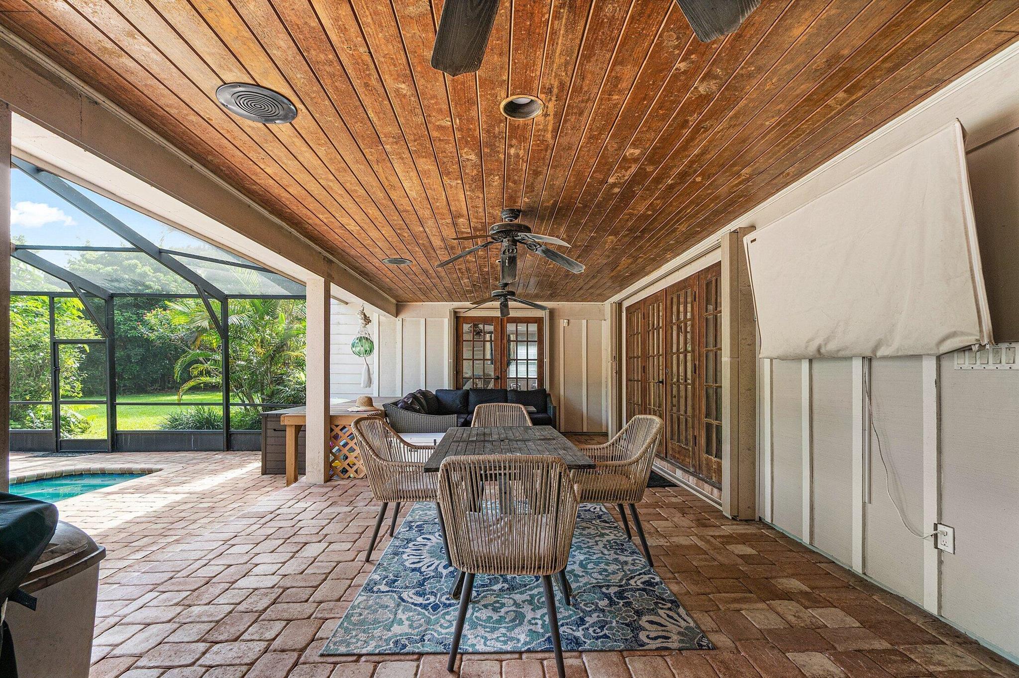 PINEWOOD EAST 2 OF WELLIN - Residential Lease