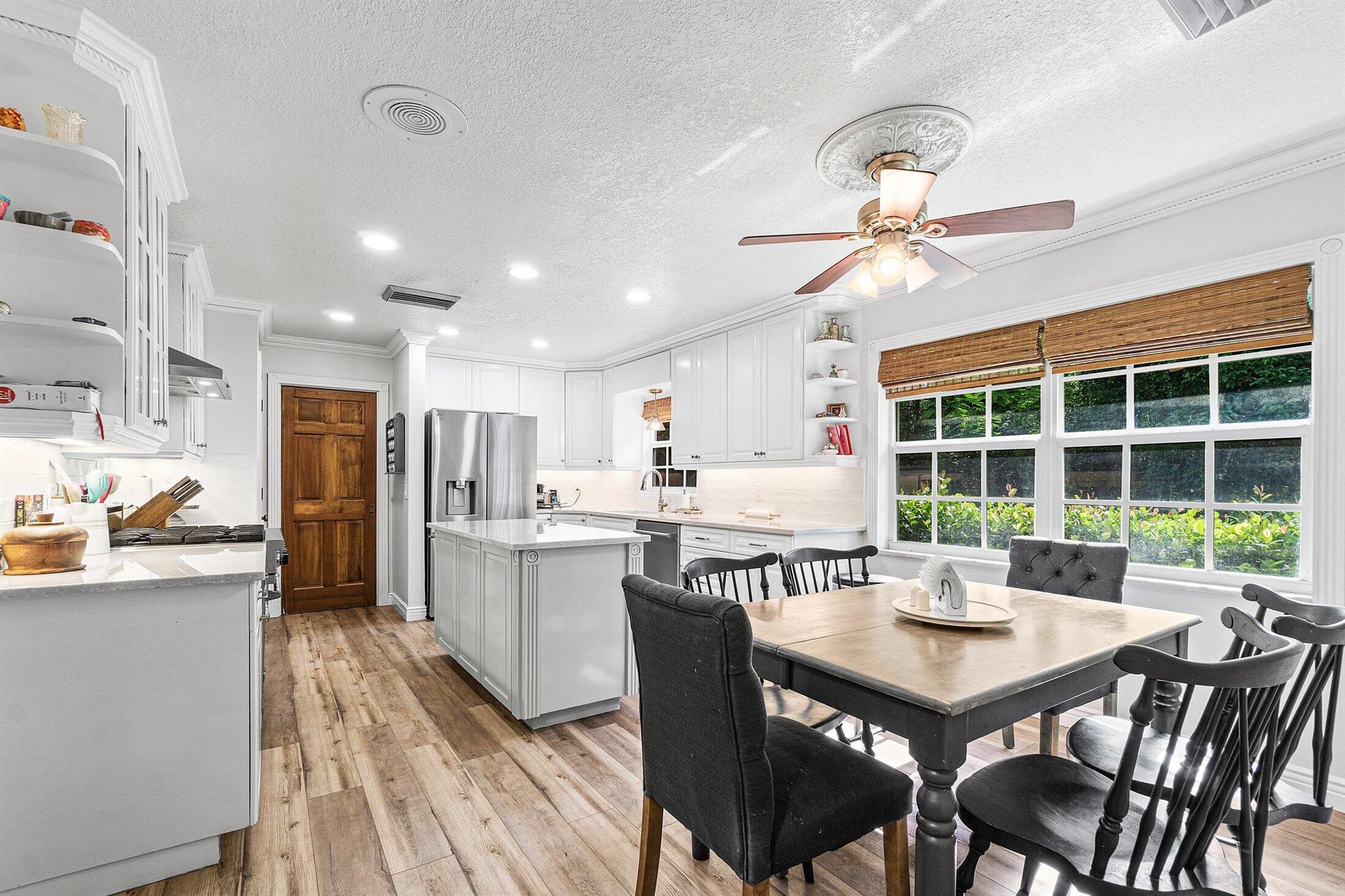 PINEWOOD EAST 2 OF WELLIN - Residential Lease