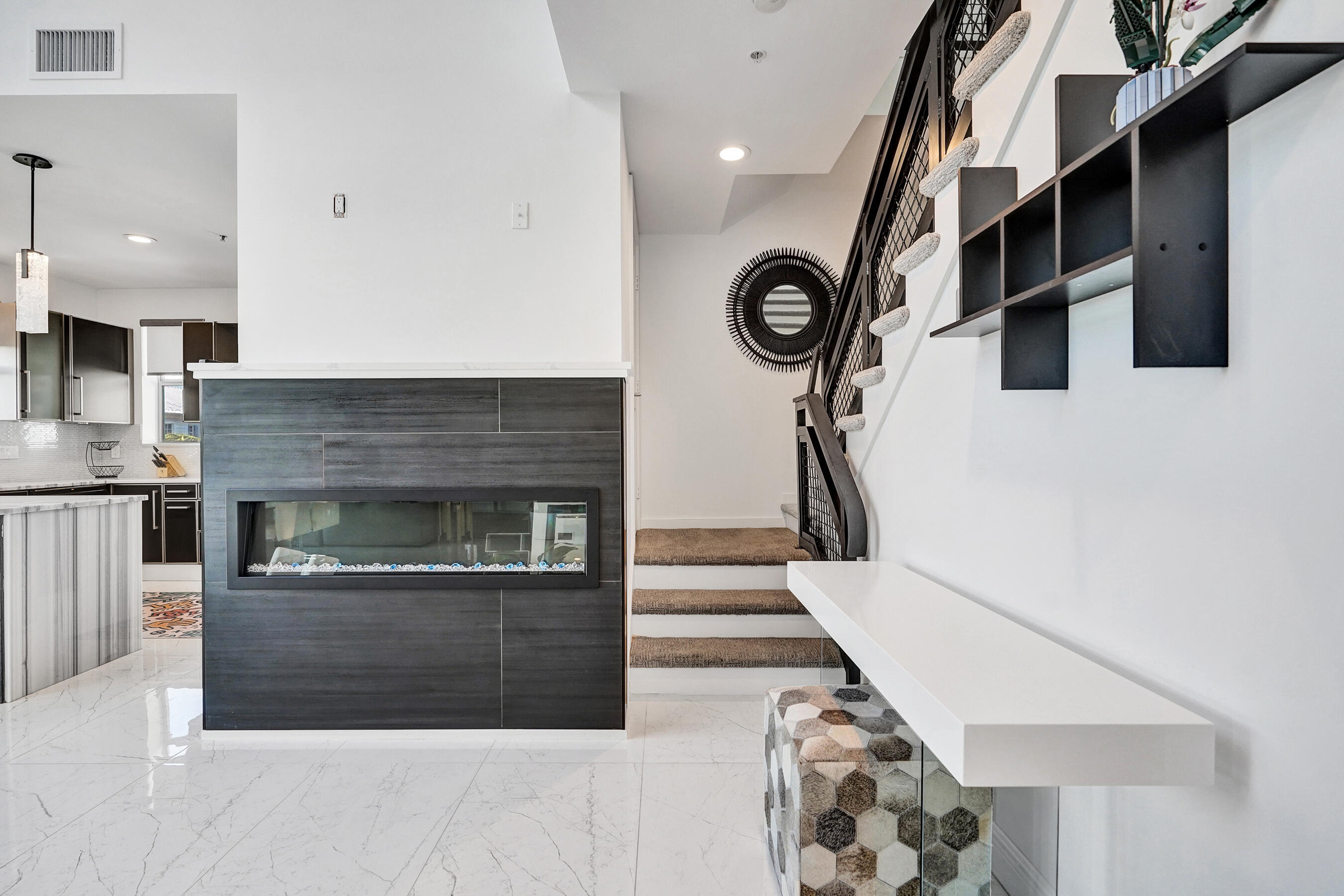 MERIDIAN DELRAY CONDO - Residential