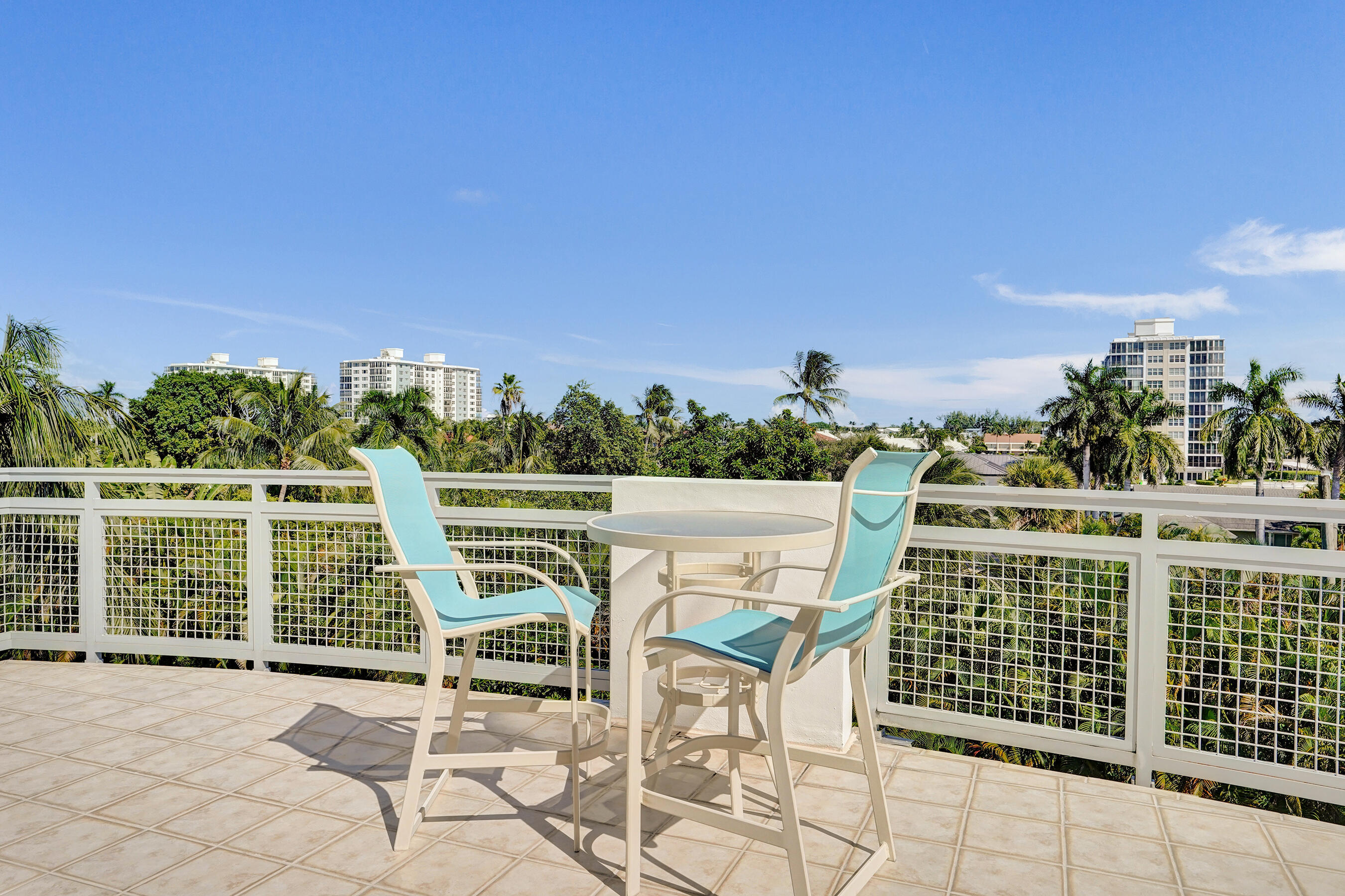MERIDIAN DELRAY CONDO - Residential