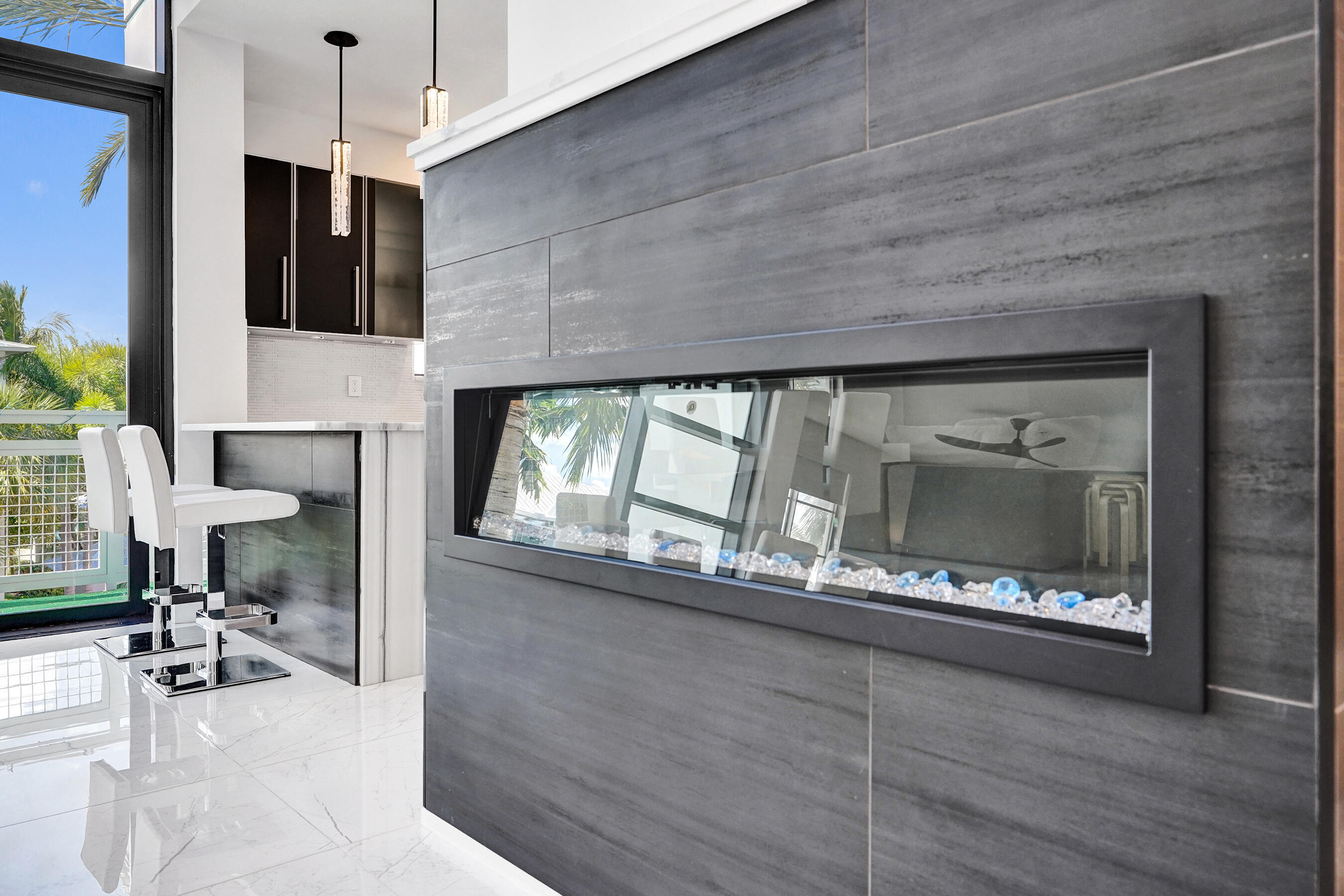 MERIDIAN DELRAY CONDO - Residential