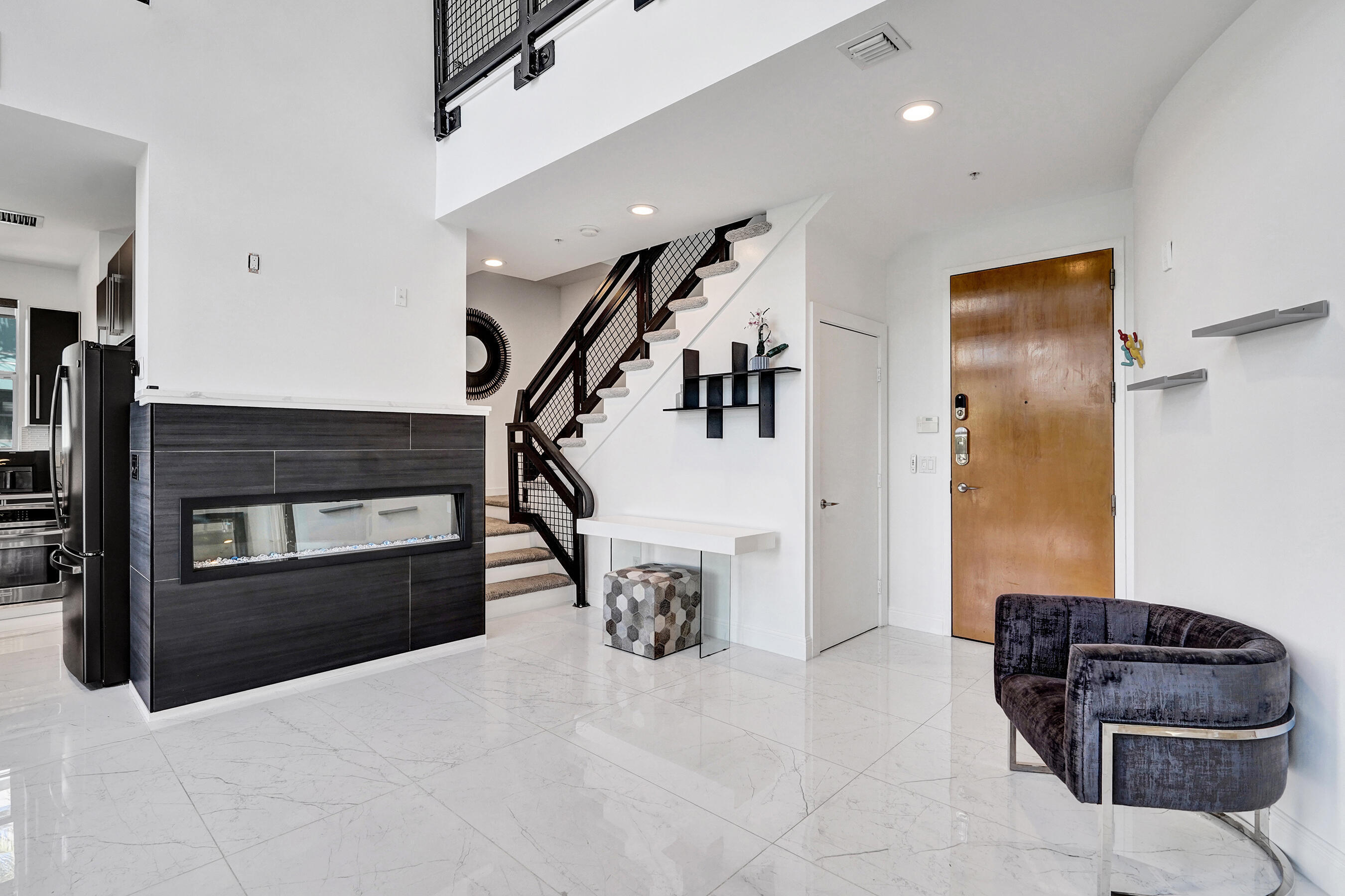 MERIDIAN DELRAY CONDO - Residential