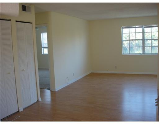 Windmill Lakes I Condo - Residential Lease