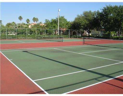 Windmill Lakes I Condo - Residential Lease