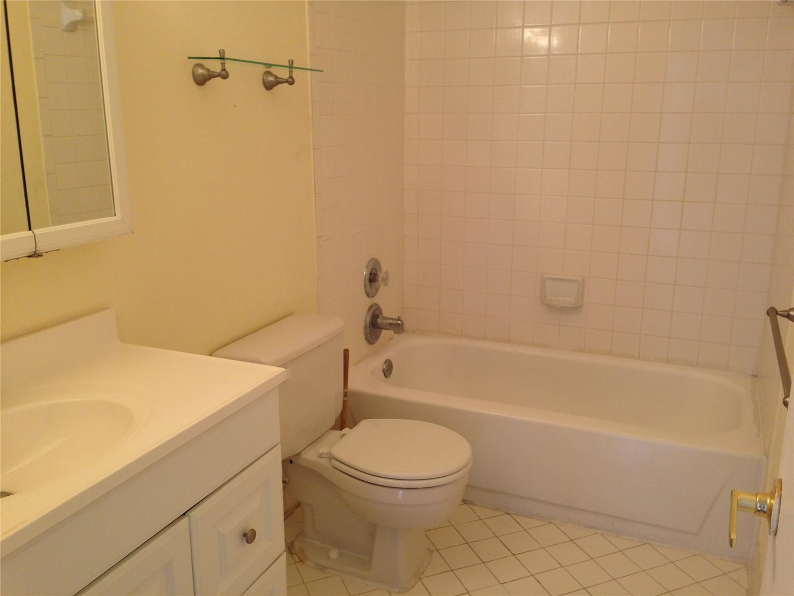 Windmill Lakes I Condo - Residential Lease