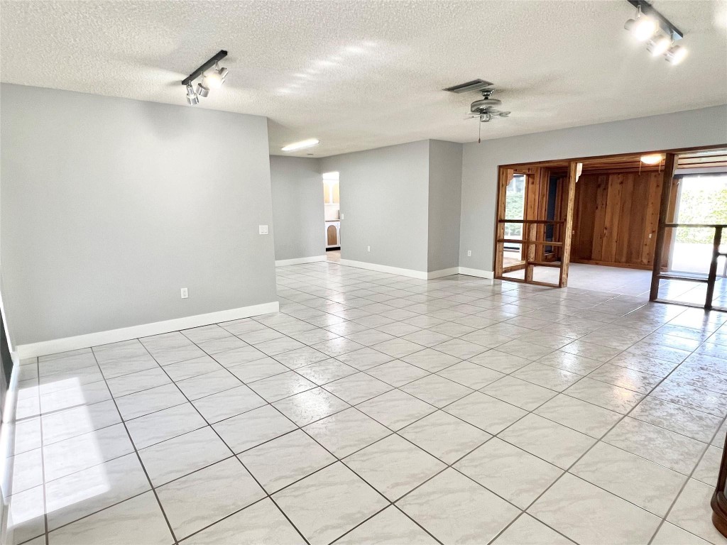 Sunrise Golf Village - Residential