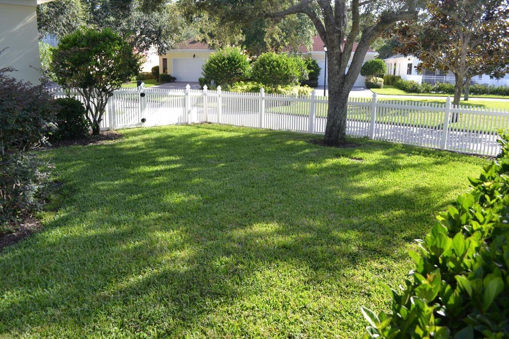 Photo of 114 Rockingham Road, Jupiter, FL 33458 (MLS # R10791984)