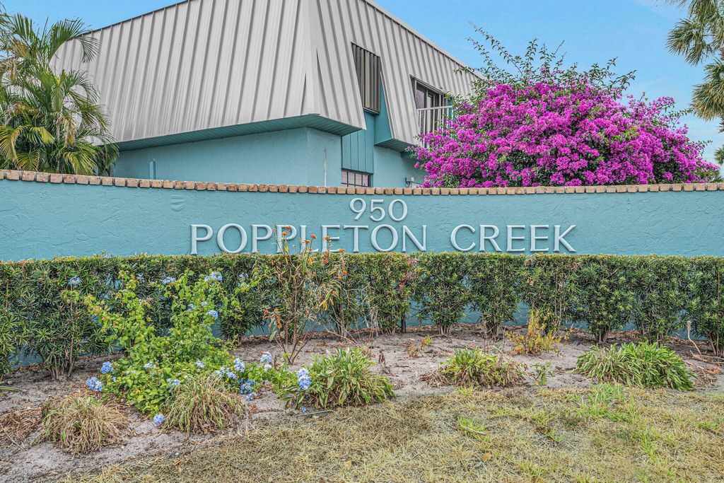 Photo of 950 S Kanner Hwy #D-31, Stuart, FL 34994 (MLS # R10980106)