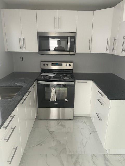 Coral Spgs Lakes 68-12 B - Residential Lease