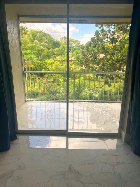 Coral Spgs Lakes 68-12 B - Residential Lease