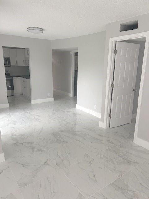 Coral Spgs Lakes 68-12 B - Residential Lease