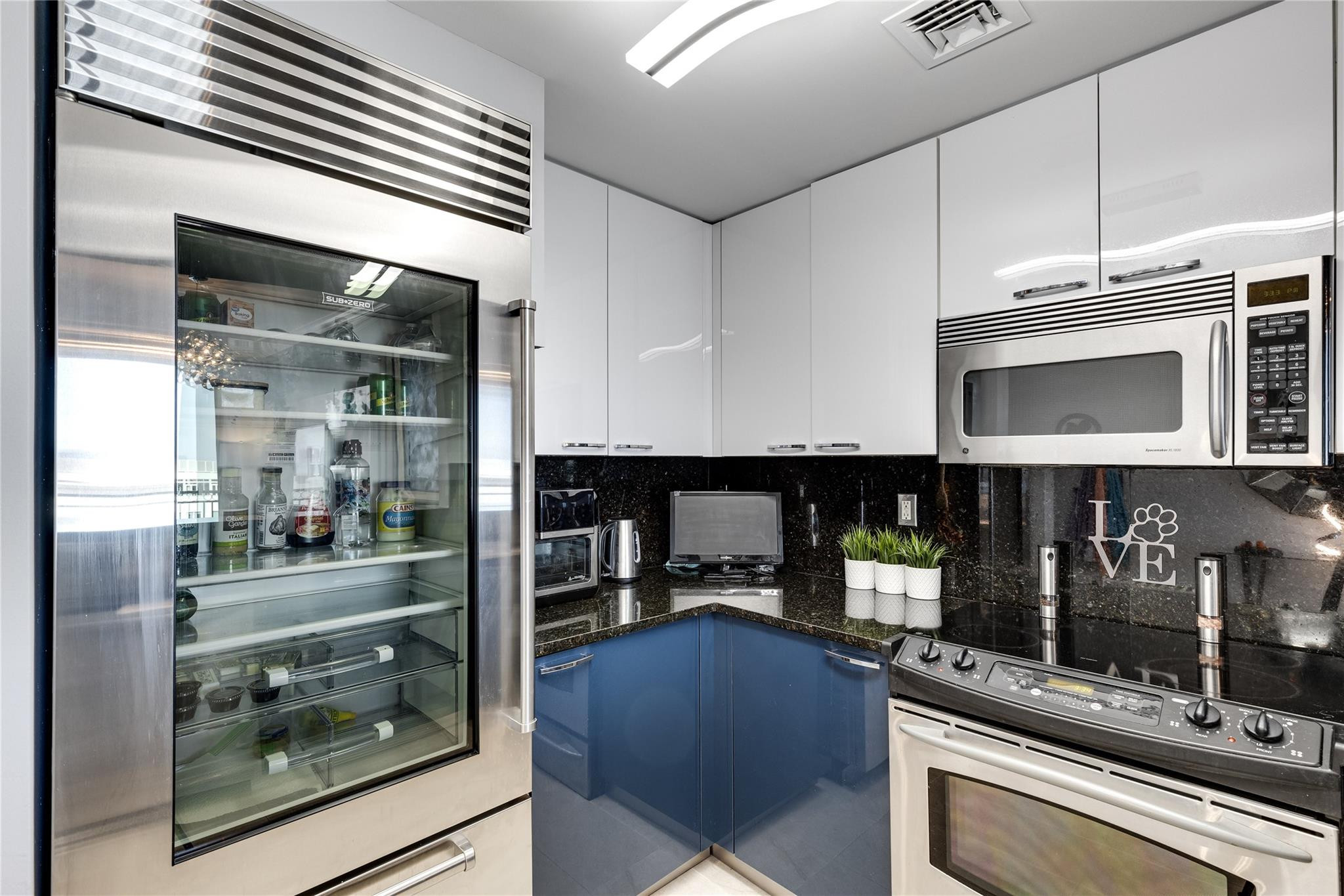 Nuriver Landing Condo - Residential Lease