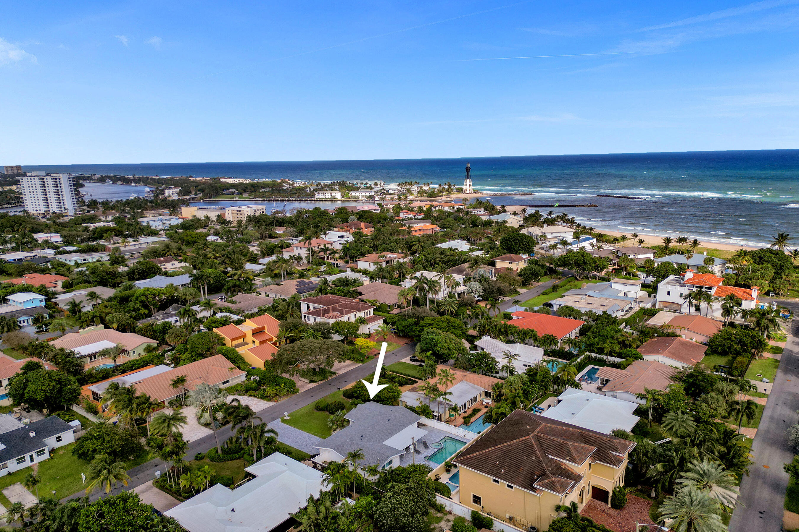 HILLSBORO SHORES - Residential