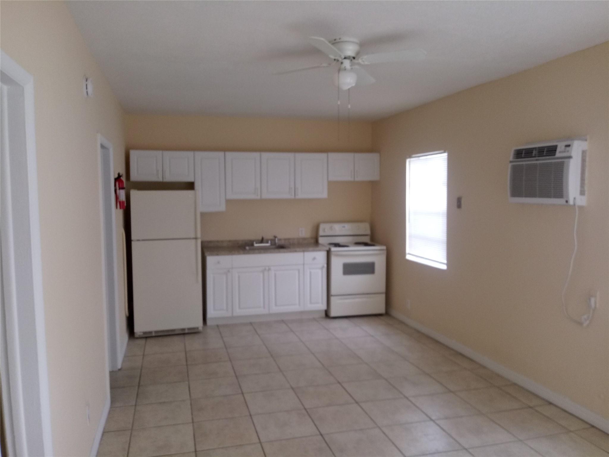 Lincoln Park Rep 15-58 B - Residential Lease