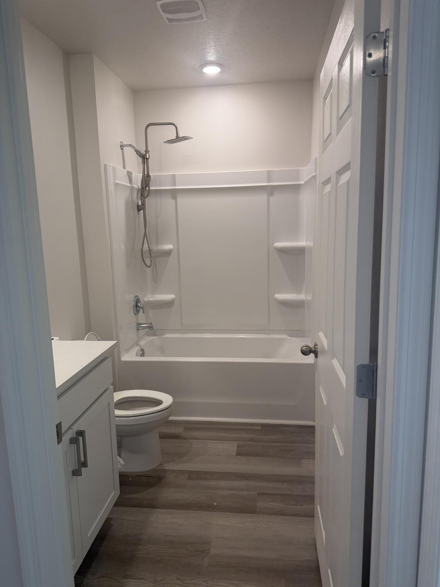PORT MALABAR UNIT 31 - Residential Lease