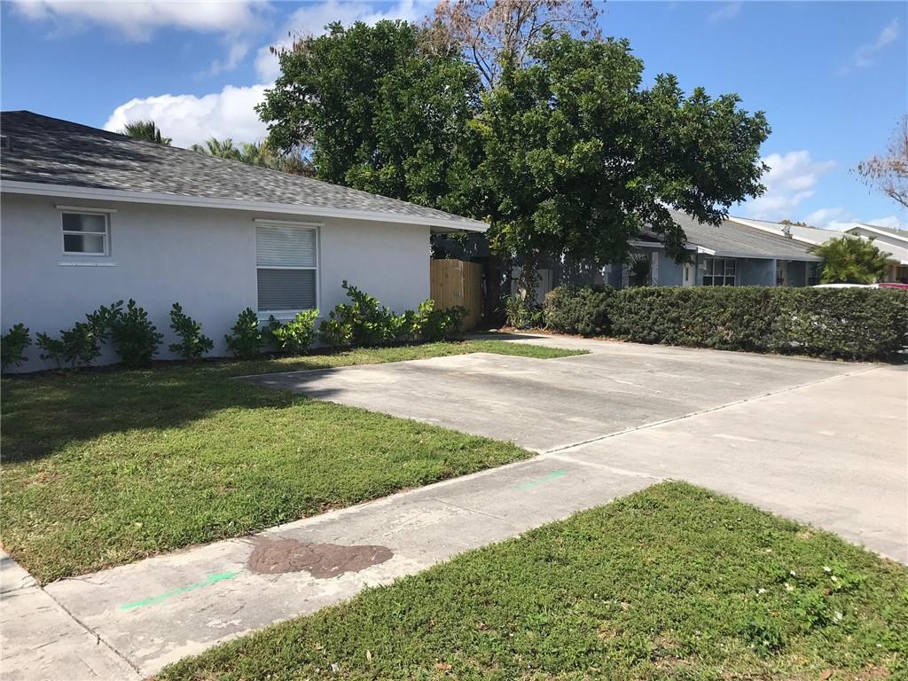 Highland Pines 02 - Residential Income