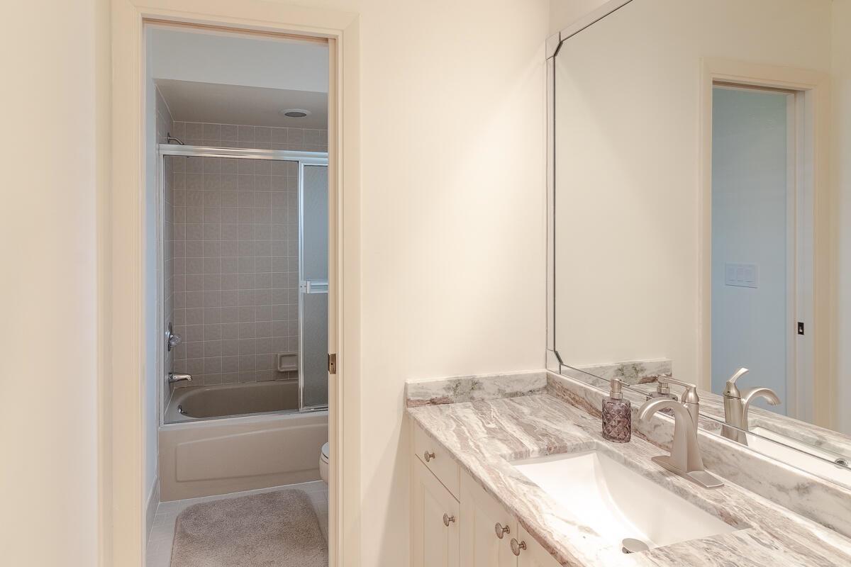 HERONWOOD - Residential Lease