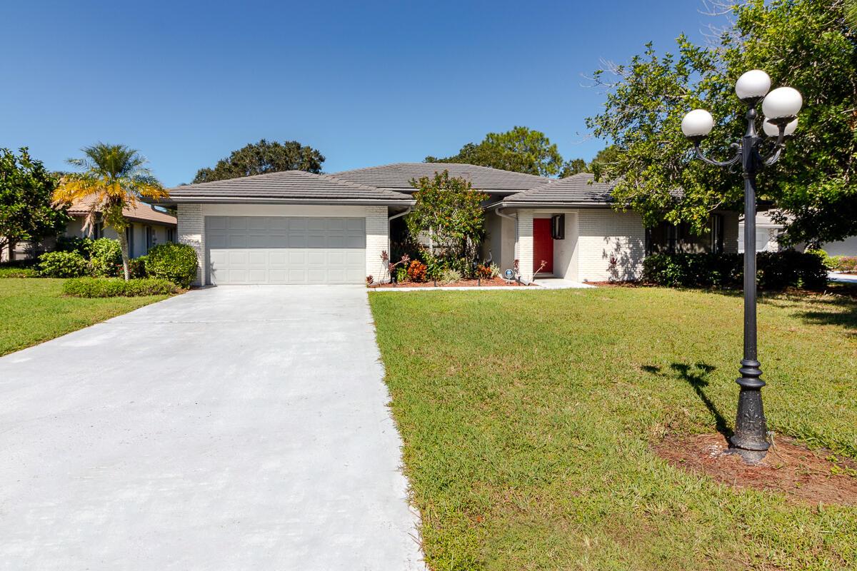 AVAILABLE 11/1 - Annual rental 3 bedroom with extra living space (enclosed lanai) in Heronwood, a desirable subdivision in Martin Downs Country Club. Meticulously maintained CBS home with updated white kitchen cabinets, built-in desk, and spacious breakfast area (2019). Enclosed patio, new bedroom flooring, and new AC. Located in a 24-hour guard-gated community with top-rated Palm City schools. Optional memberships available for golf -  MartinDownsGolfClub  BanyanCreekgc and villageclubpreserveClose to I-95, Turnpike, beaches, and Historic Downtown Stuart. HOA interview required. Small, non-shedding pets considered with approval. Visit  HeronwoodPalmCity for additional information.