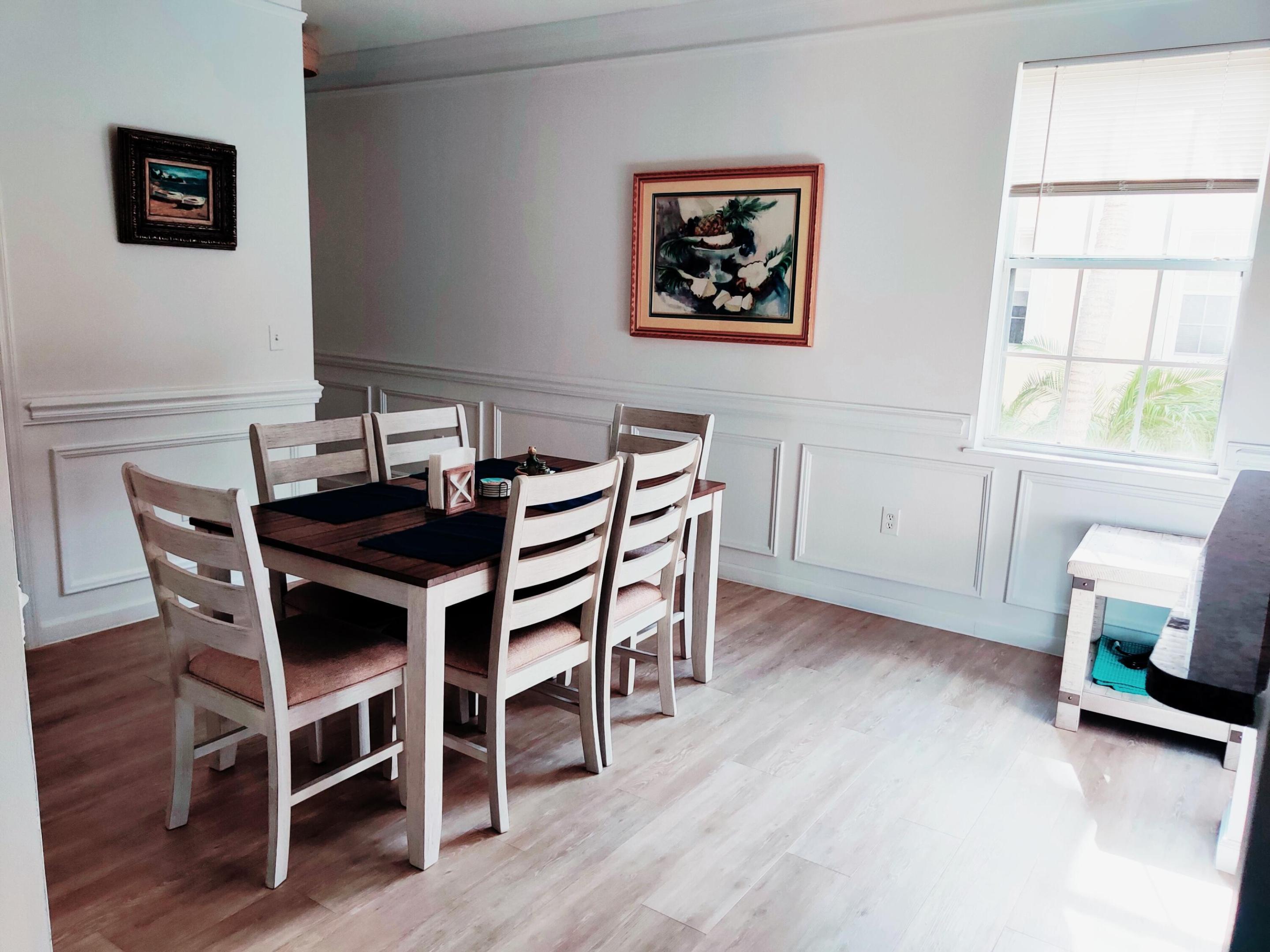 224 E MURCIA Drive 201