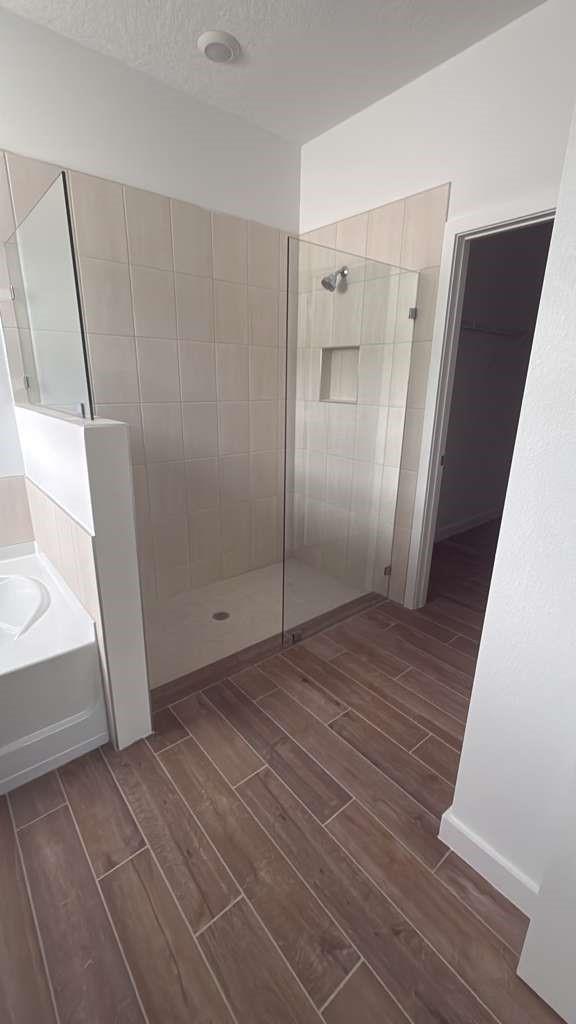 Twin Oaks - Residential Lease