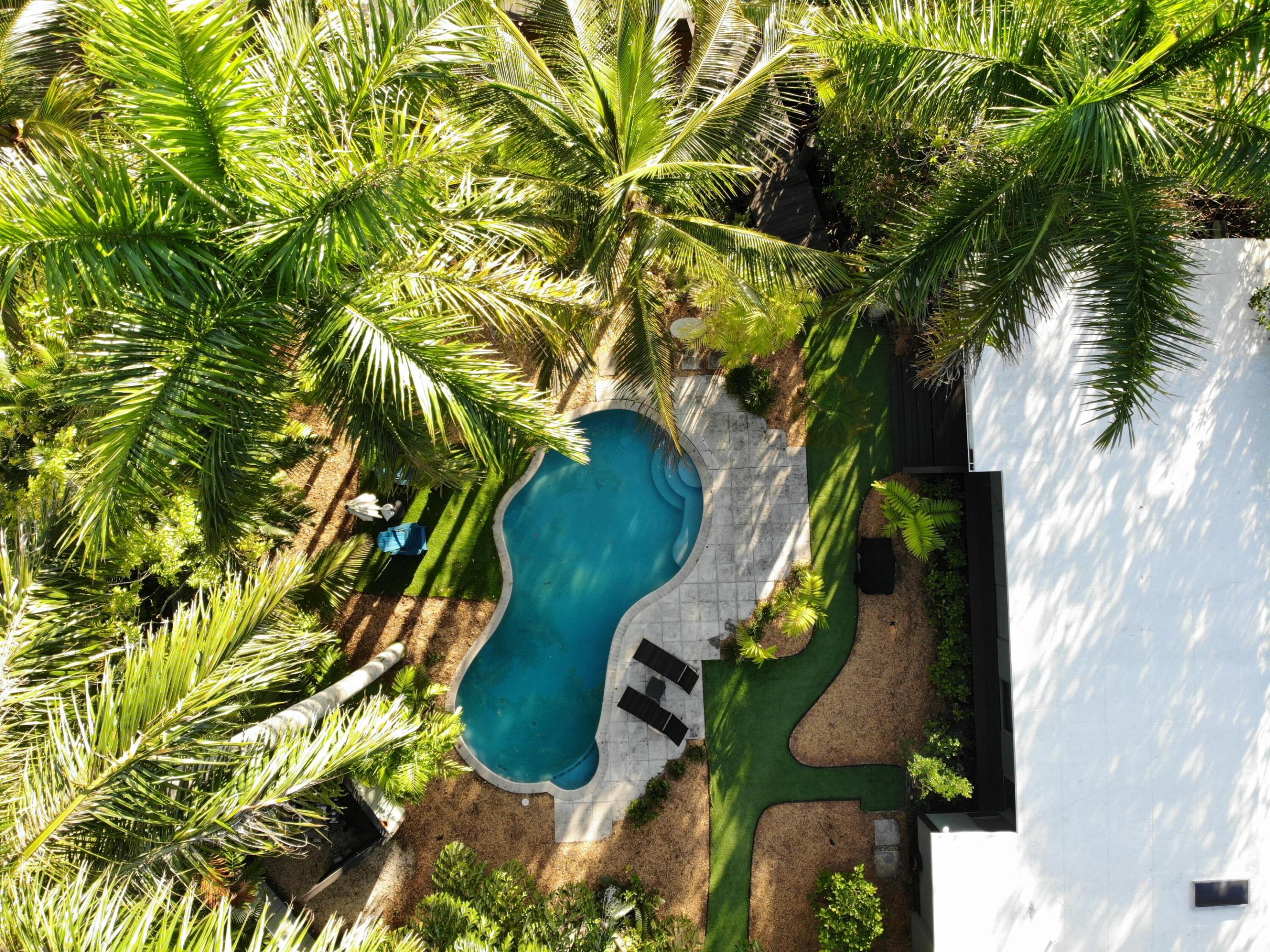 River Highlands 10-3 B - Land