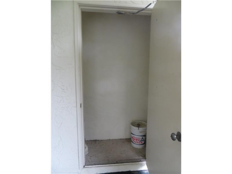 MEADOW LAKES - Residential