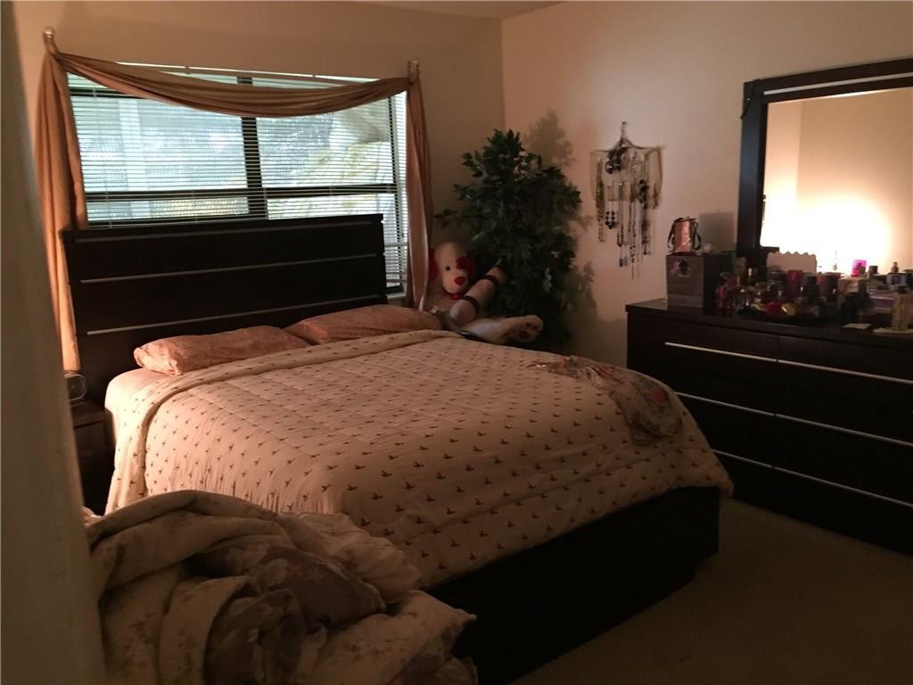 MEADOW LAKES - Residential