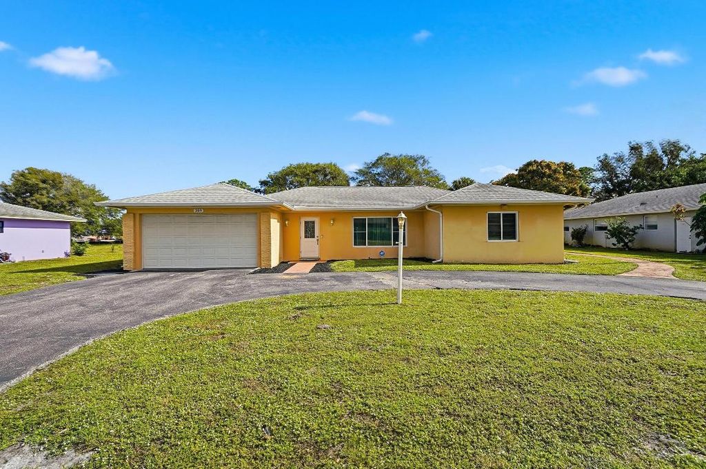 Photo of 259 Homewood Boulevard, Delray Beach, FL 33445 (MLS # R11153199)