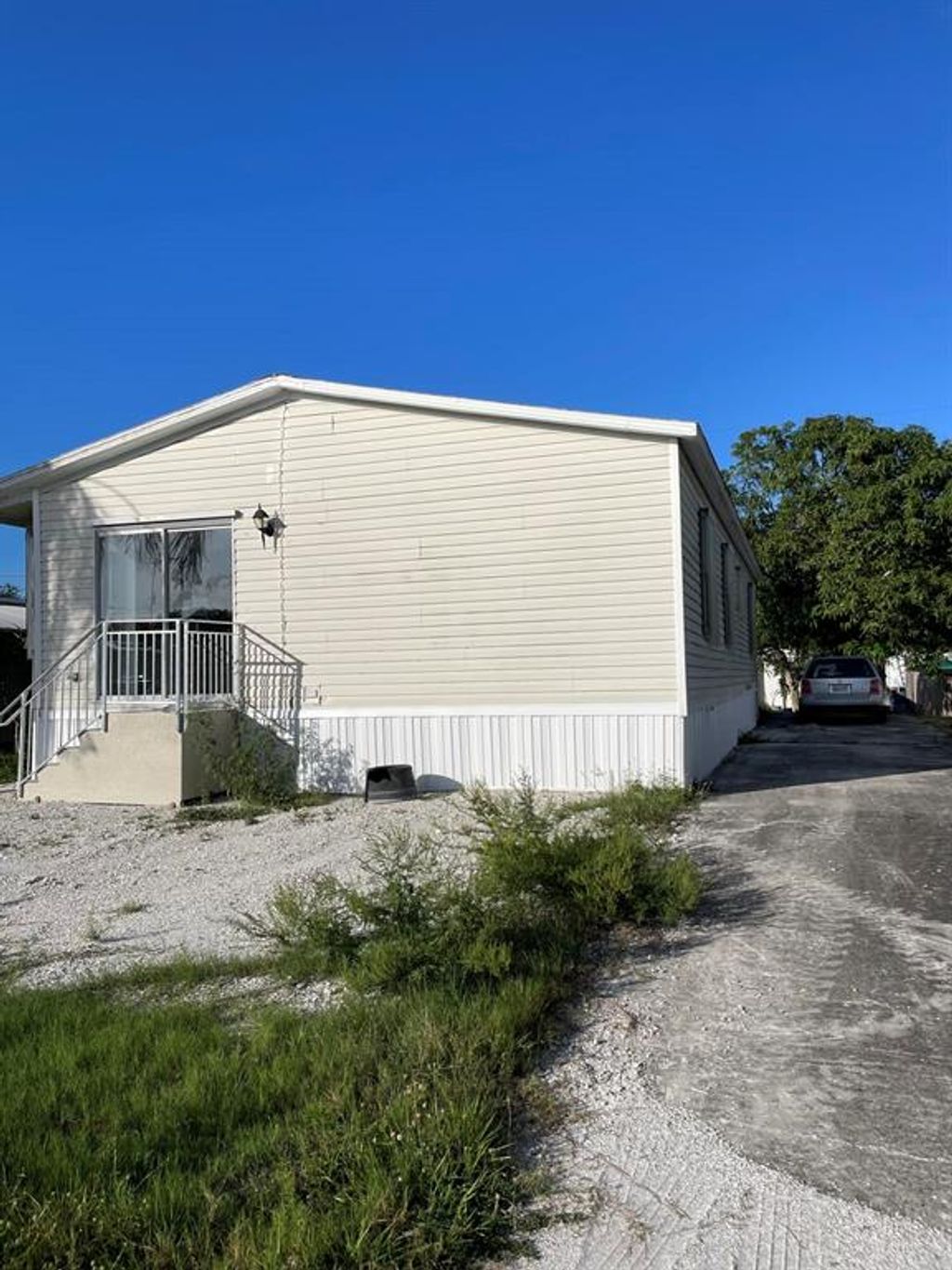 Photo of 8321 SE Skylark Avenue, Hobe Sound, FL 33455 (MLS # R10802943)