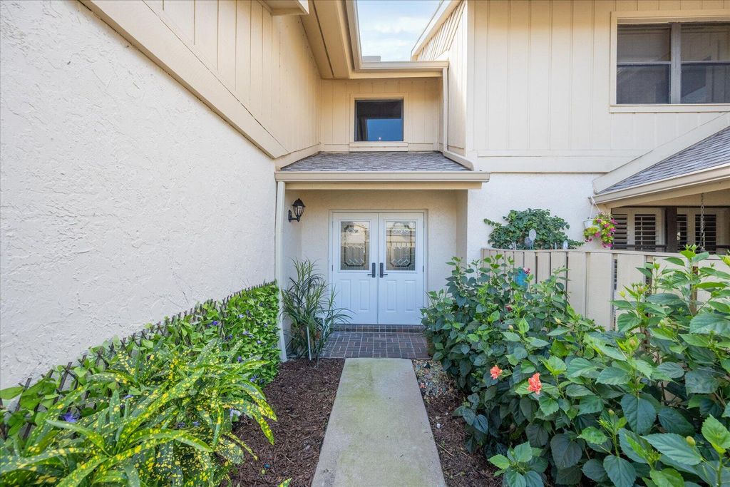 Photo of 17081 Waterbend Drive #227, Jupiter, FL 33477 (MLS # R10867370)