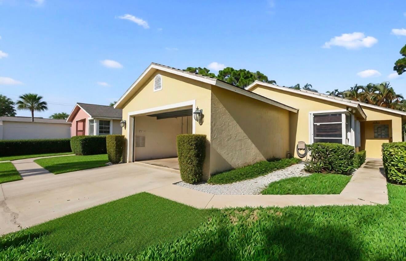 172 HARBOR LAKE Circle