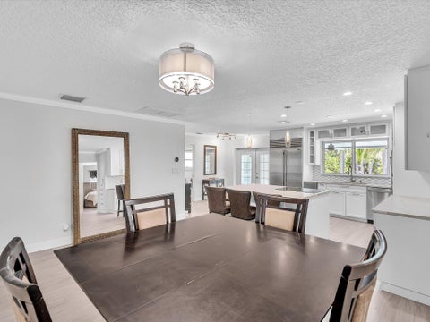Tiny photo for 948 SE 10TH Court, Pompano Beach, FL 33060 (MLS # B26085473)