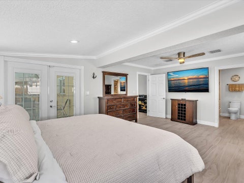 Tiny photo for 948 SE 10TH Court, Pompano Beach, FL 33060 (MLS # B26085473)