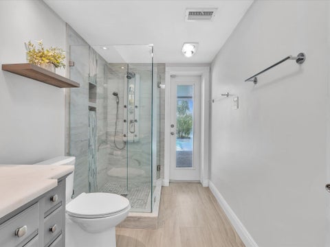Tiny photo for 948 SE 10TH Court, Pompano Beach, FL 33060 (MLS # B26085473)