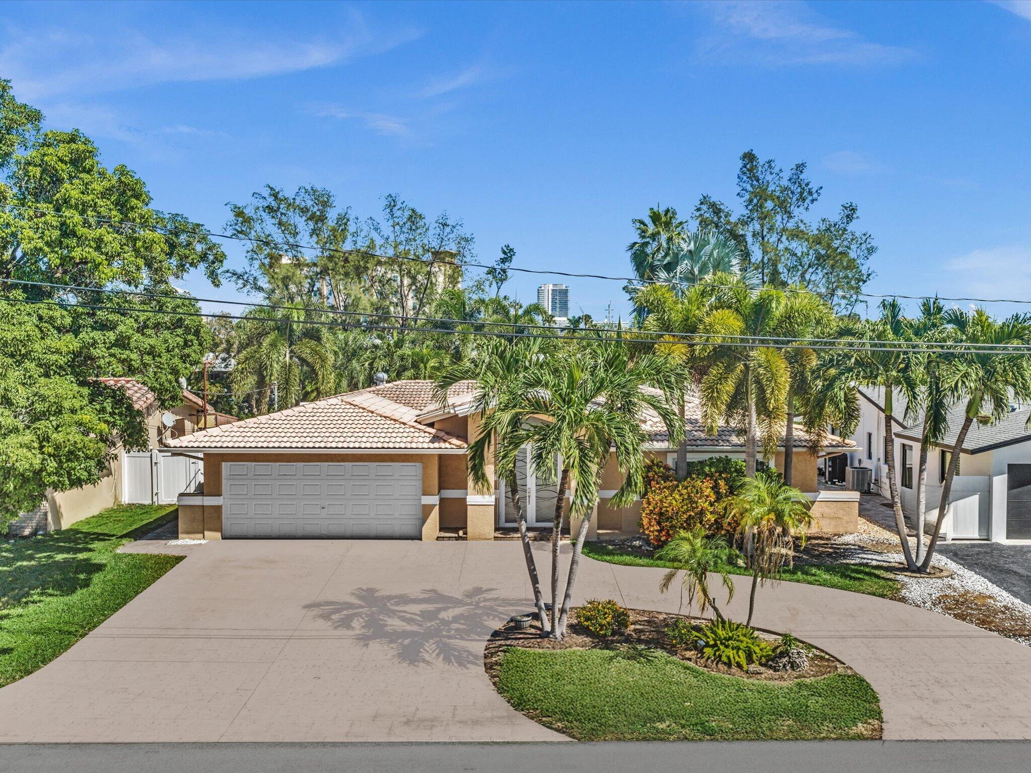 948 SE 10TH Court