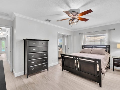 Tiny photo for 948 SE 10TH Court, Pompano Beach, FL 33060 (MLS # B26085473)