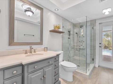 Tiny photo for 948 SE 10TH Court, Pompano Beach, FL 33060 (MLS # B26085473)