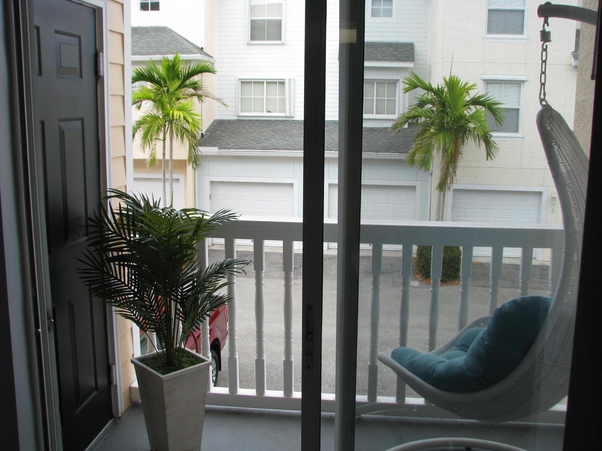 SOMERSET AT ABACOA CONDO - Residential Lease