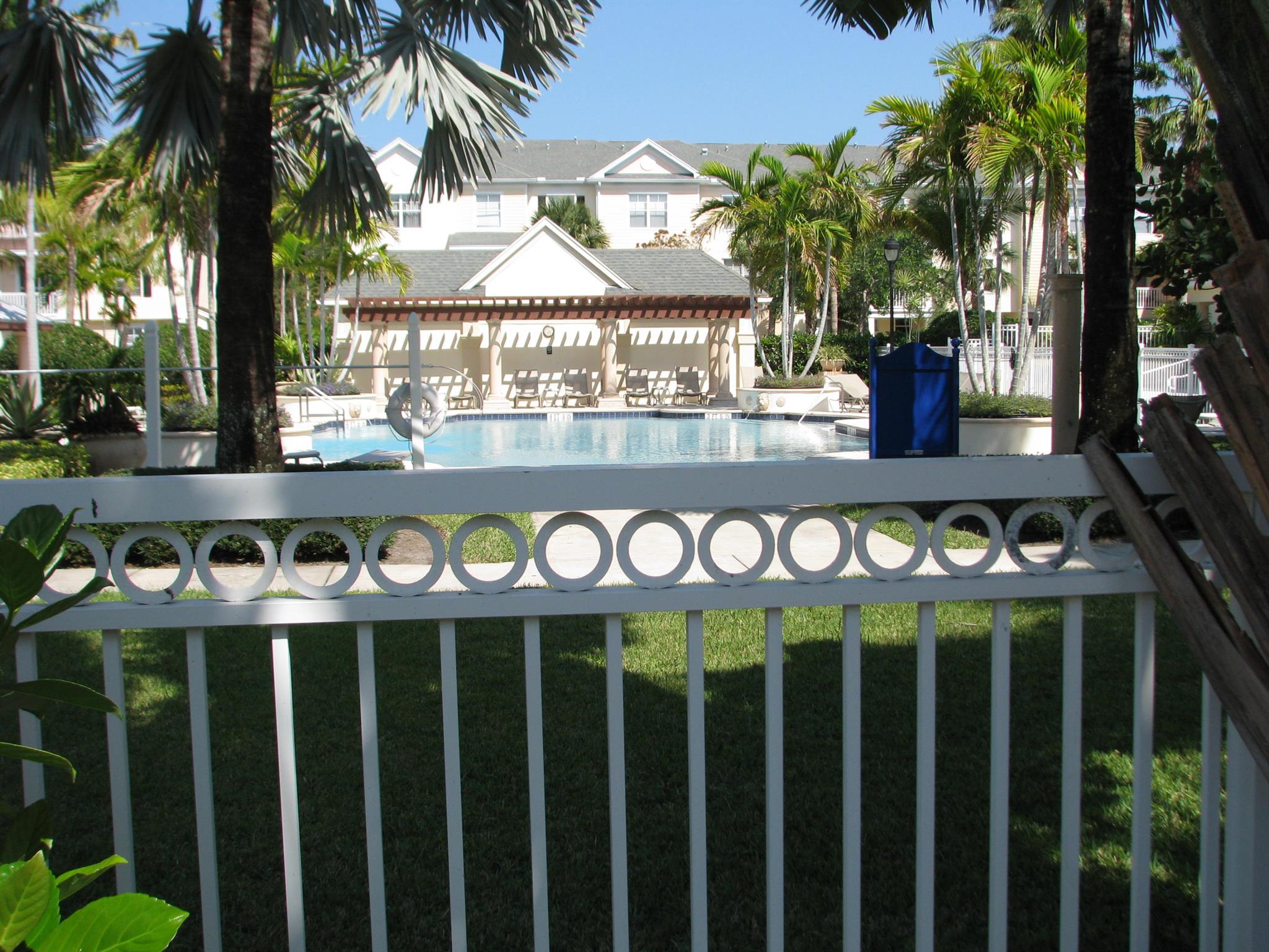 SOMERSET AT ABACOA CONDO - Residential Lease