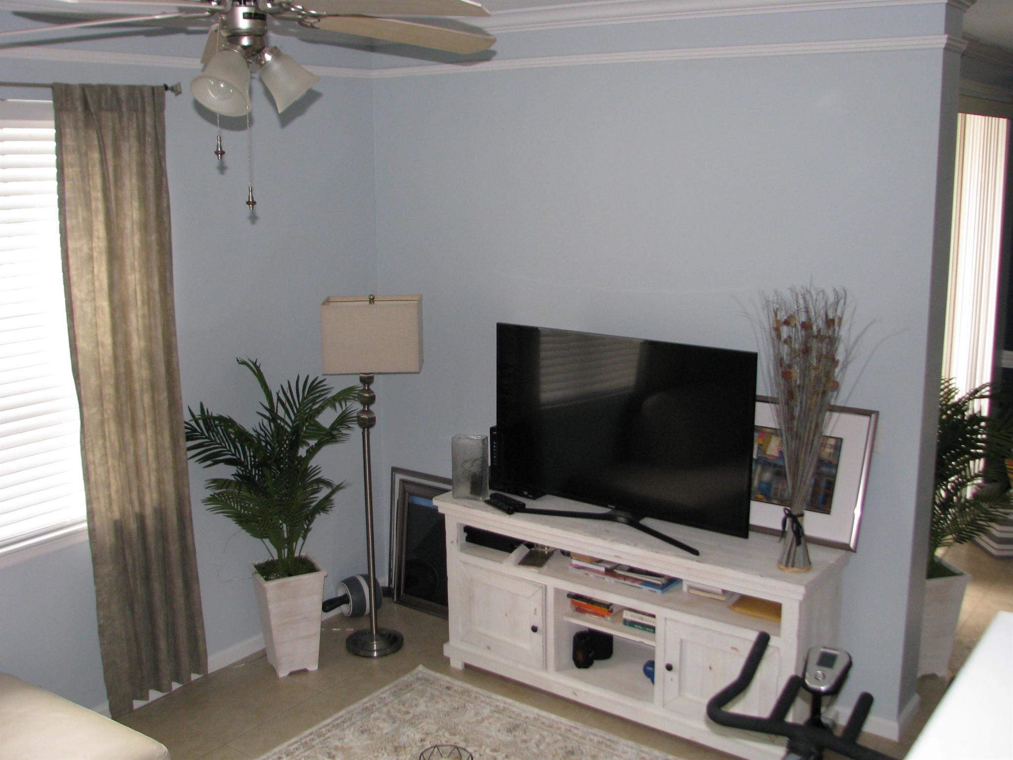 SOMERSET AT ABACOA CONDO - Residential Lease