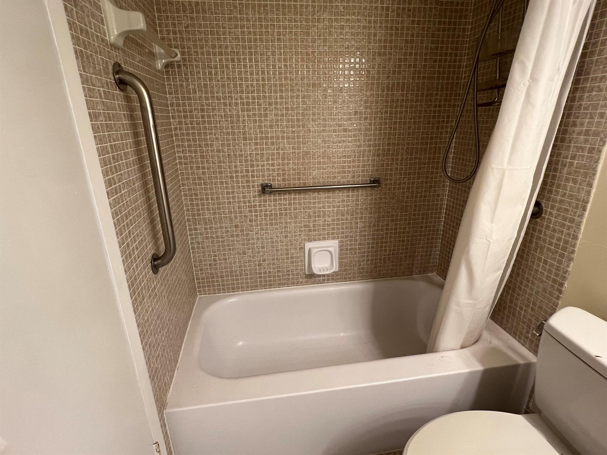 CORNWALL AT CENTURY VILLA - Residential Lease