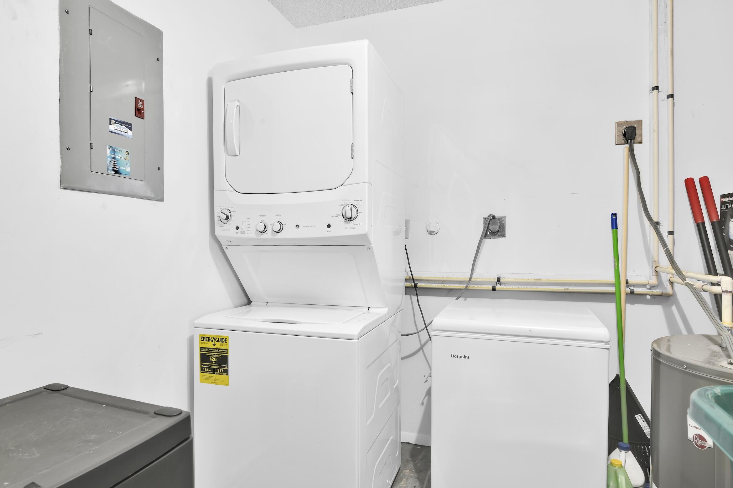 TARTAN LAKES 1 - Residential