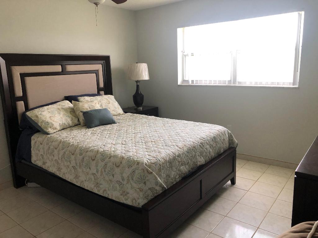 SUNRISE LAKES 31 CONDO - Residential