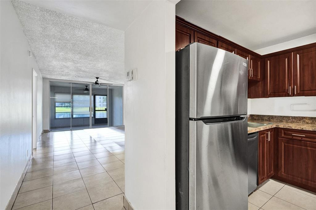 POINCIANA 4 OF PINE ISLAND RIDGE - Residential Lease