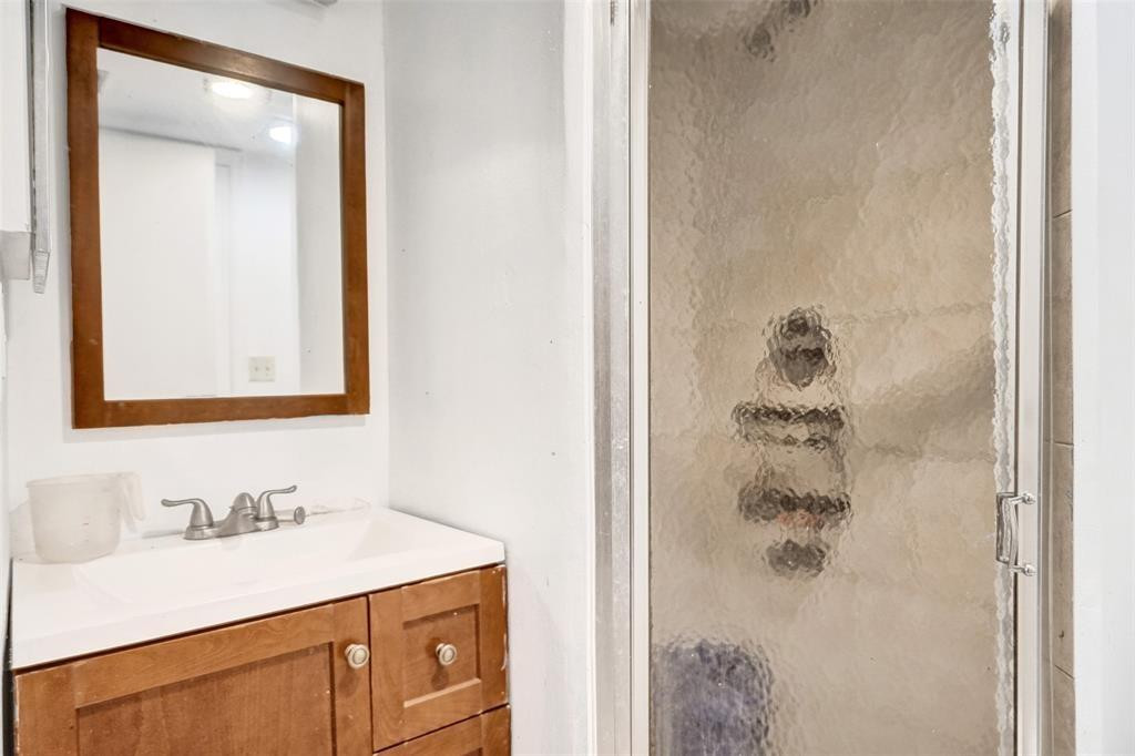 POINCIANA 4 OF PINE ISLAND RIDGE - Residential Lease