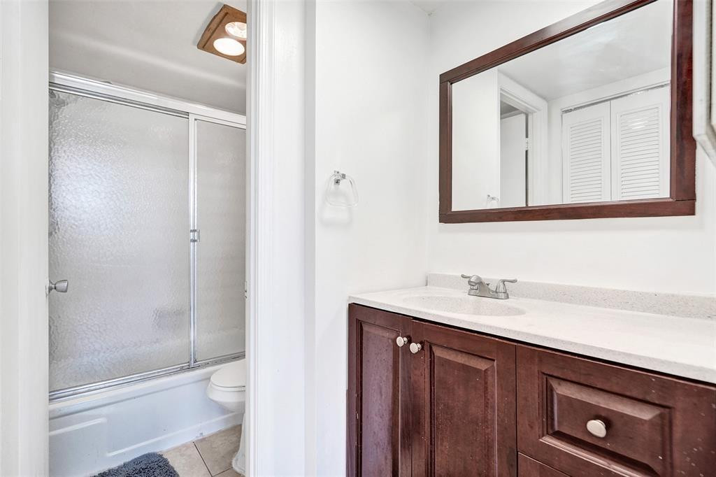 POINCIANA 4 OF PINE ISLAND RIDGE - Residential Lease