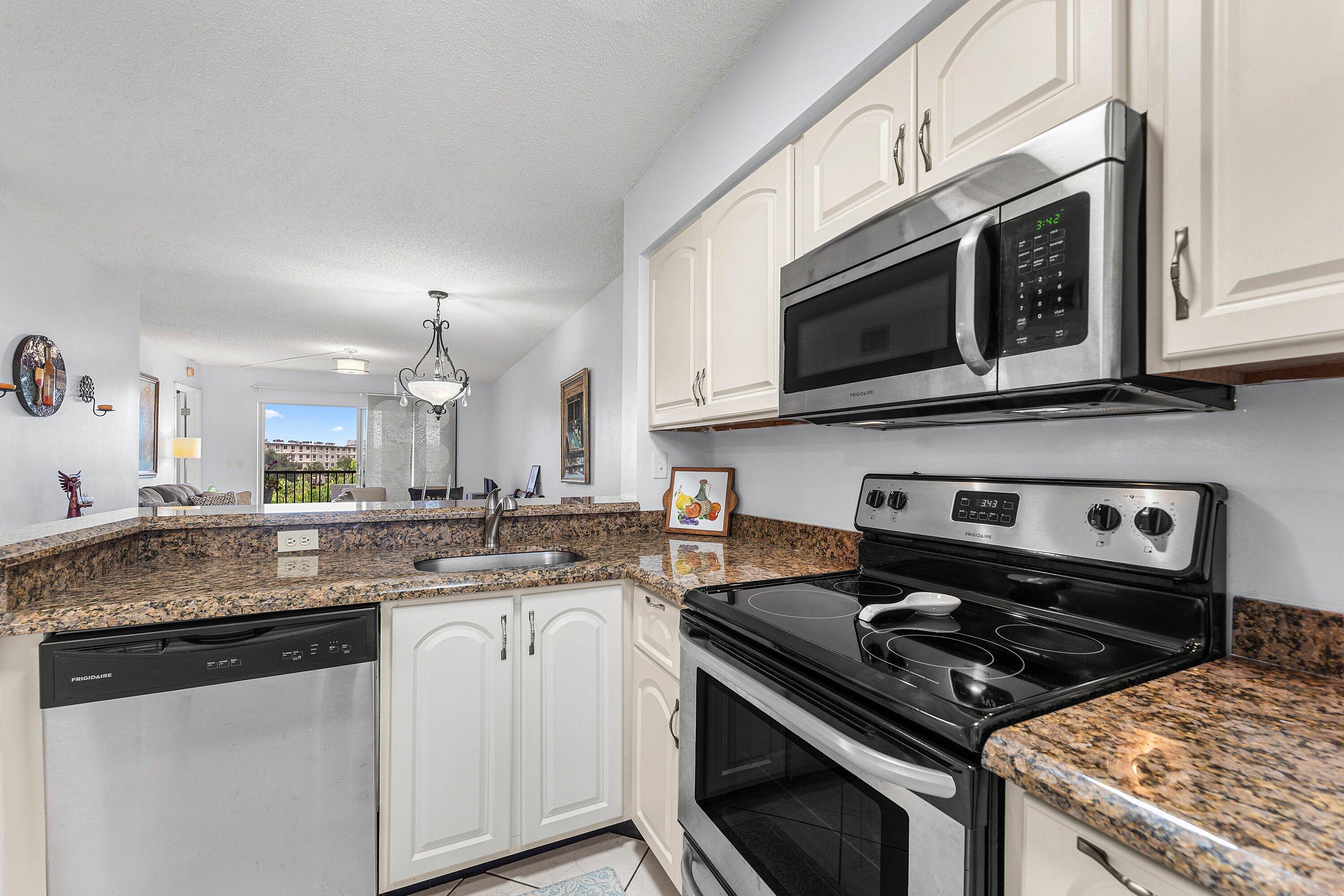 2222 N Cypress Bend Drive 403, Pompano Beach FL 33069