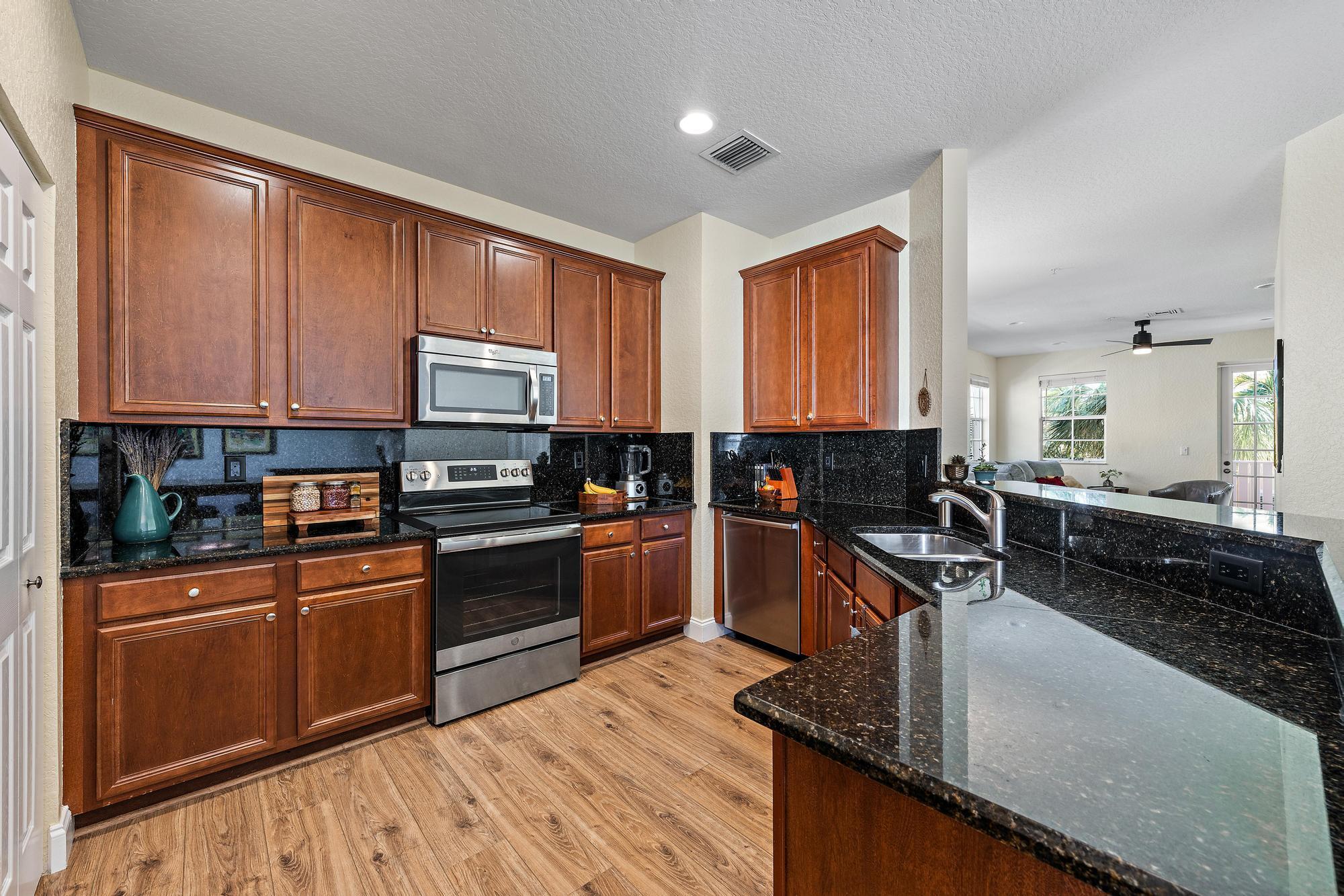 107 W Pigeon Plum Drive 108