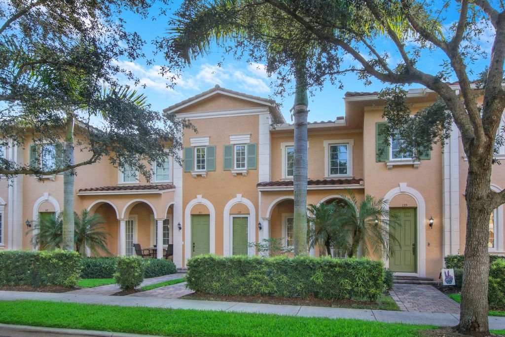 Photo of 139 Ennis Lane, Jupiter, FL 33458 (MLS # R10851886)